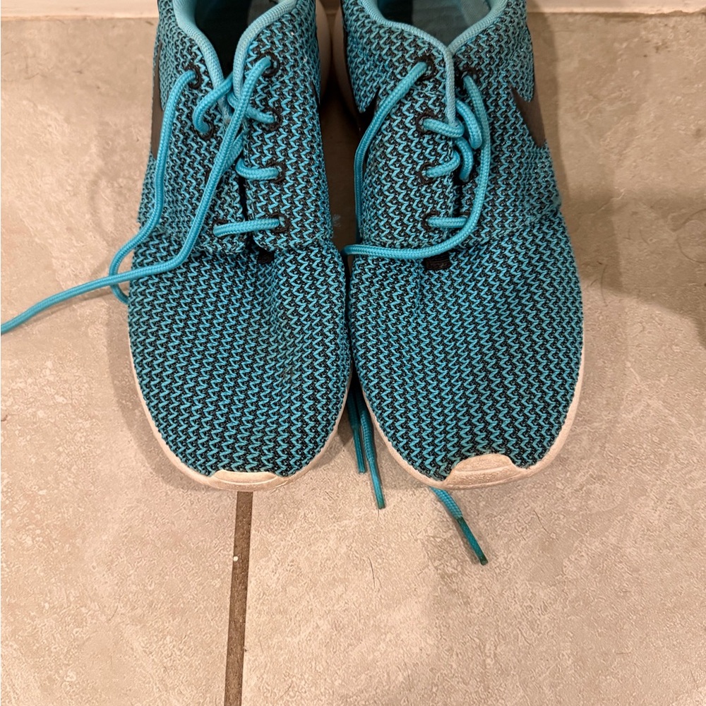 Nike Blue Athletic Shoes